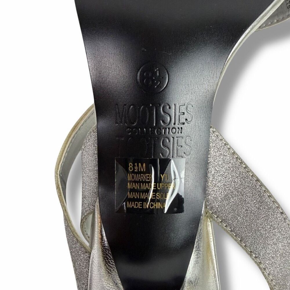 Mootsie Tootsies MoMarker Silver Sandal size 8.5 - Picture 7 of 7